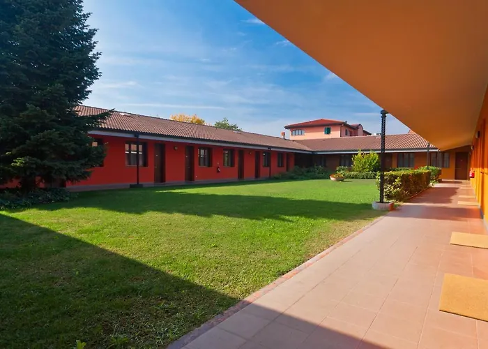 Albergo economico: Hotel Campana